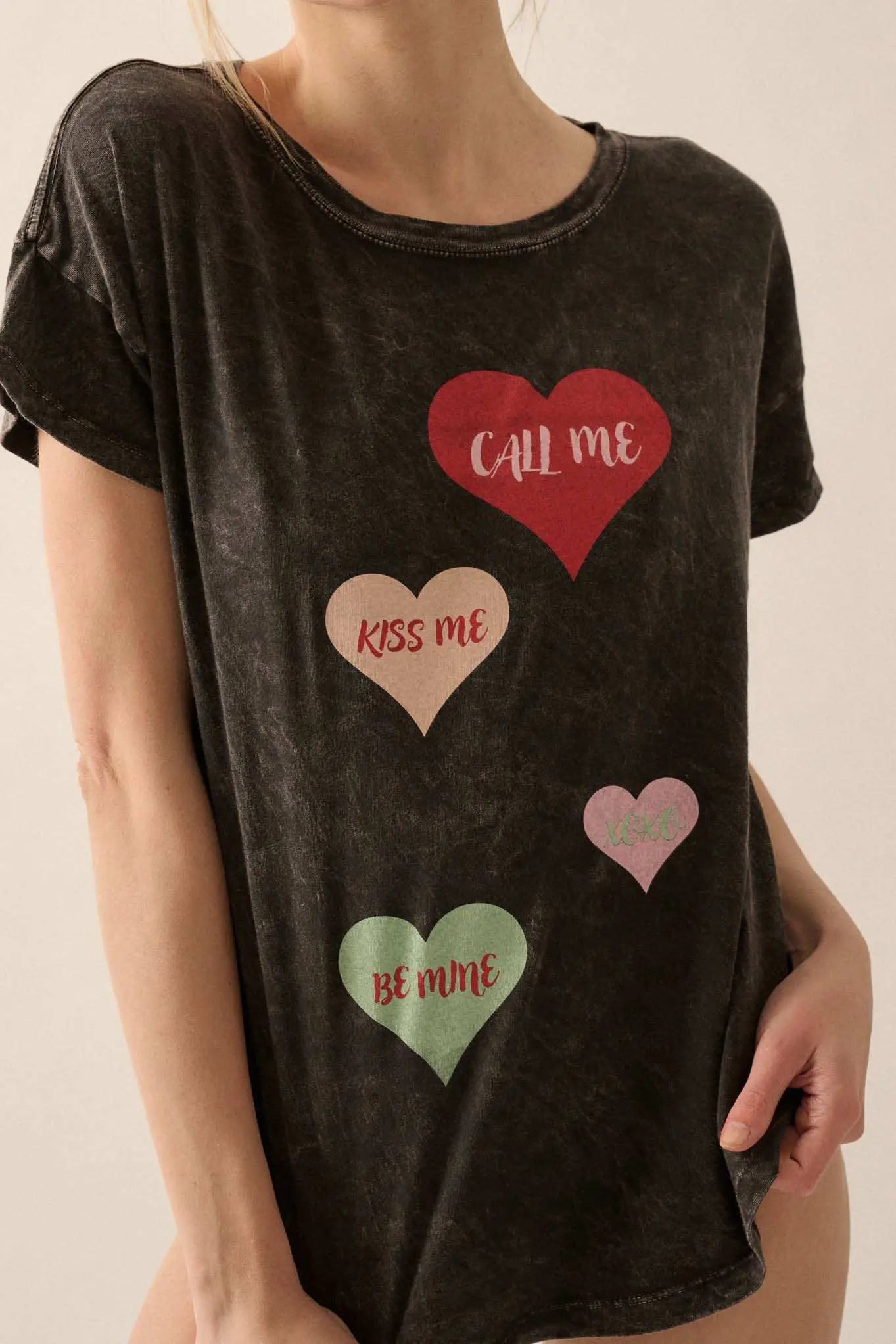 Valentine Hearts Vintage-Wash Graphic Tee