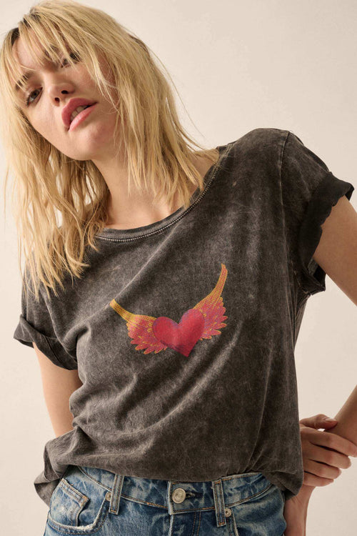 Wings of Love Vintage-Wash Graphic Tee