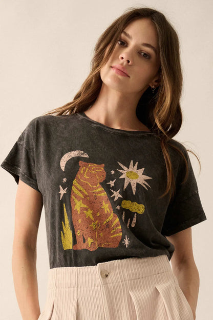 Timeless Tiger Vintage-Wash Graphic Tee