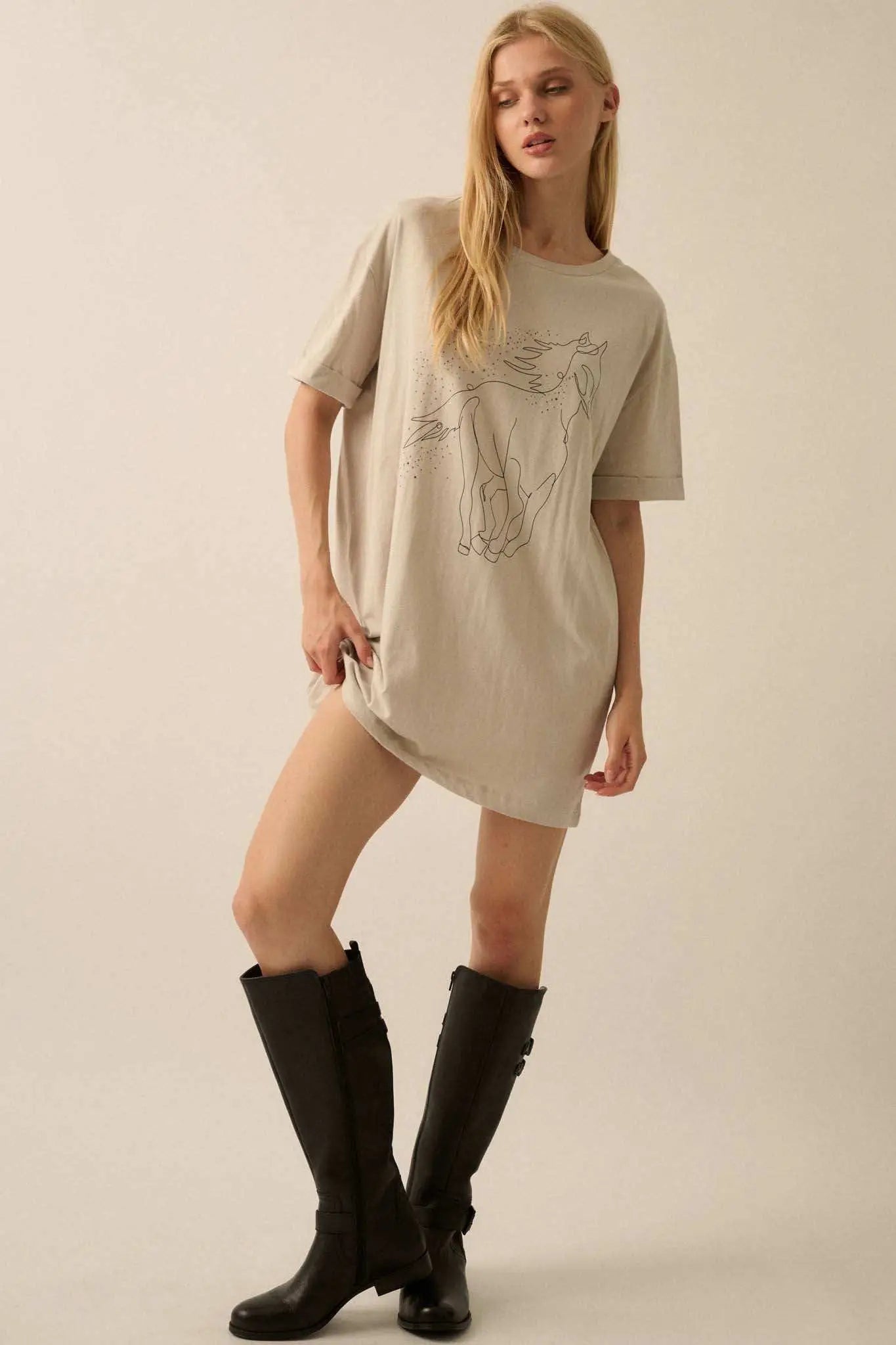 Wild Horses Oversize Hand-Drawn Graphic Tee