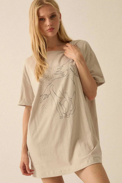 Wild Horses Oversize Hand-Drawn Graphic Tee