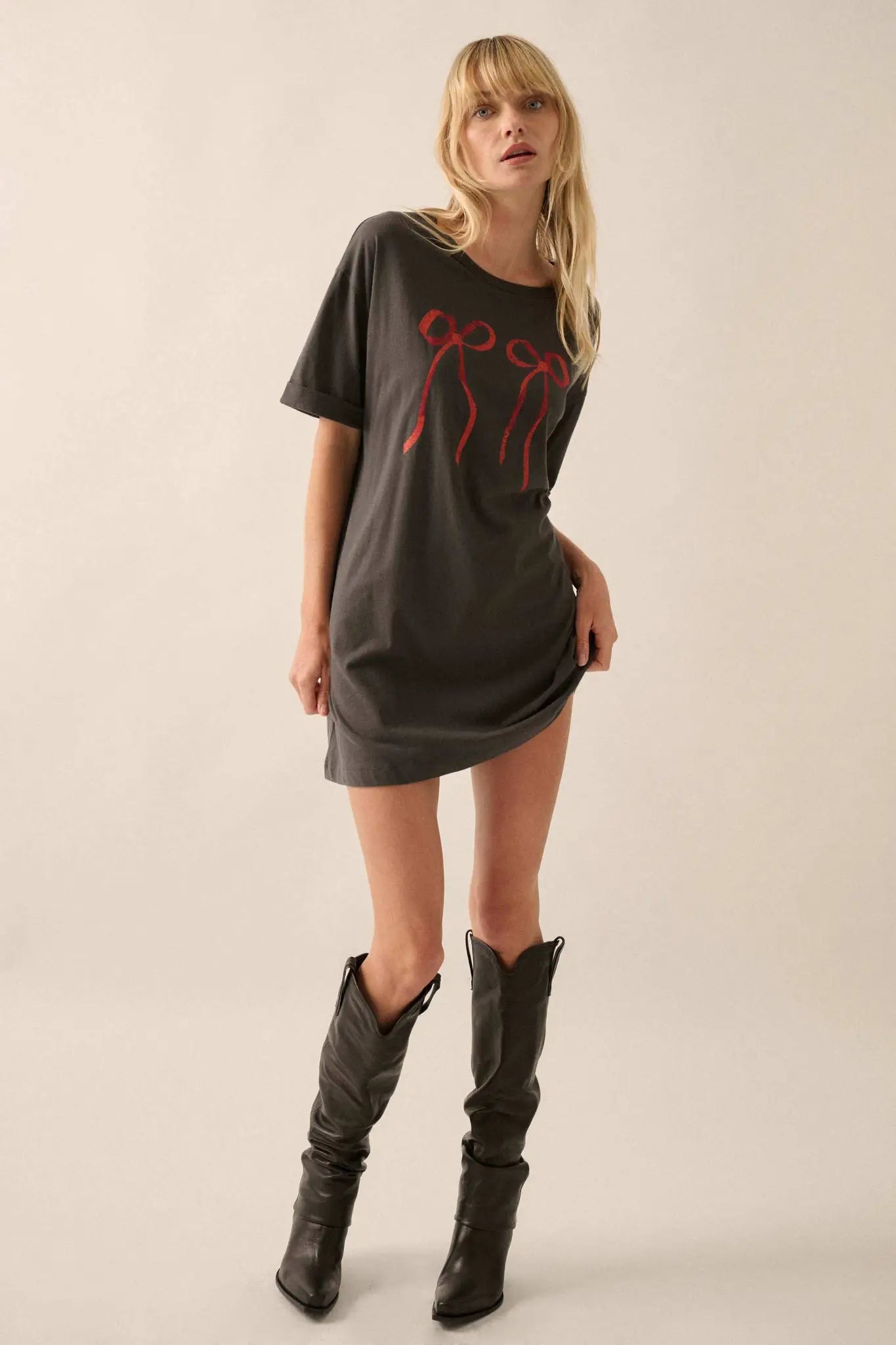 You Bow Girl Oversize Cuffed Graphic Tee