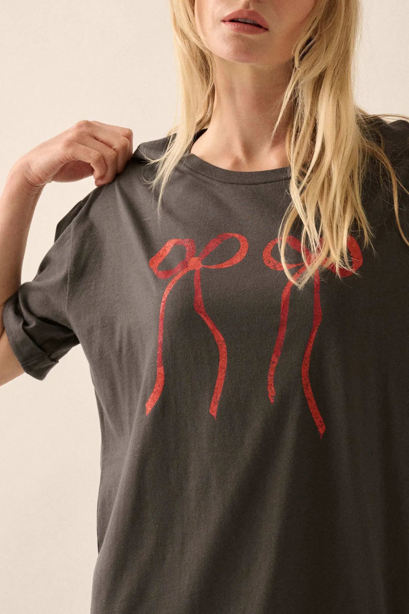 You Bow Girl Oversize Cuffed Graphic Tee
