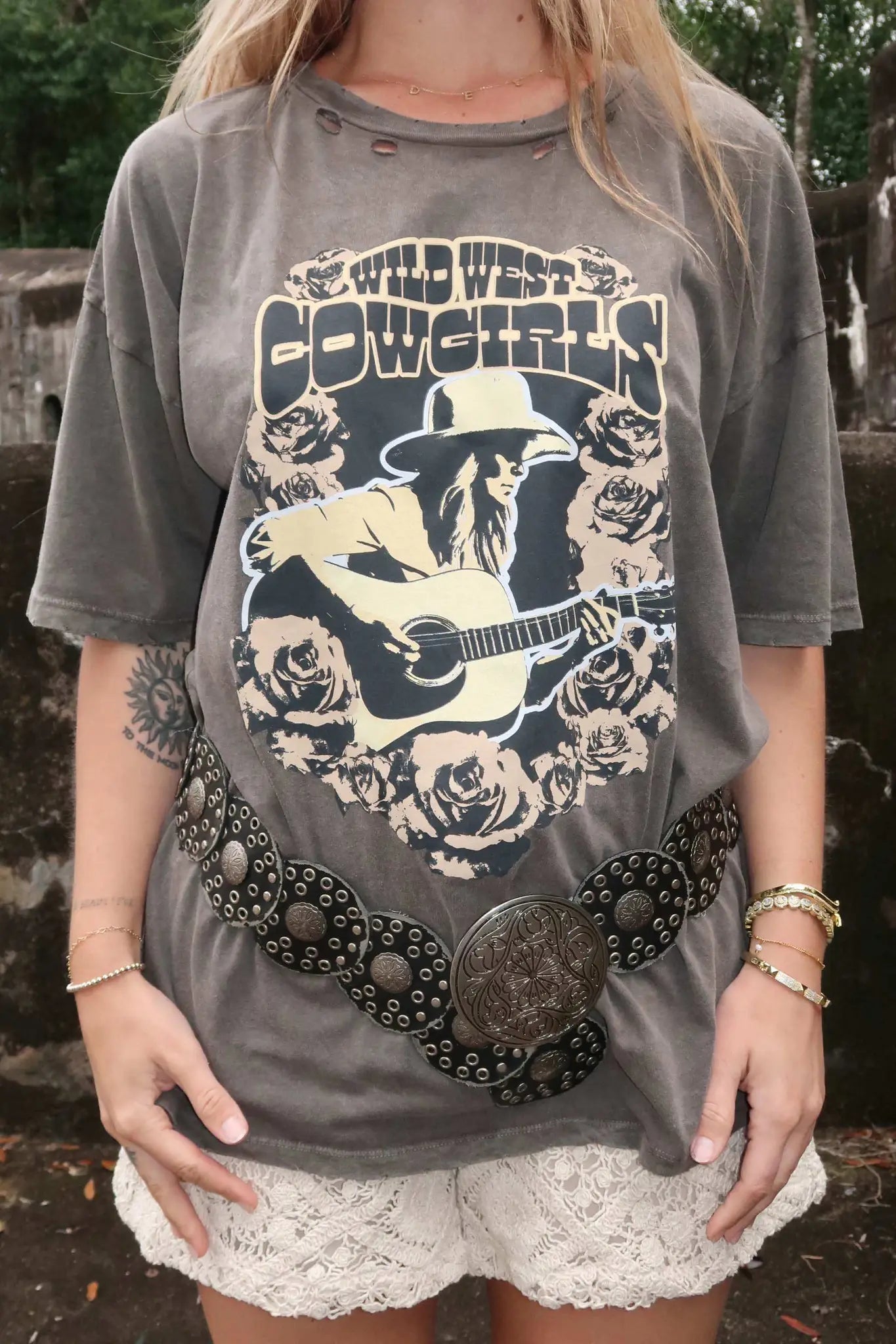 Wild West Cowgirls Distressed Graphic Tee