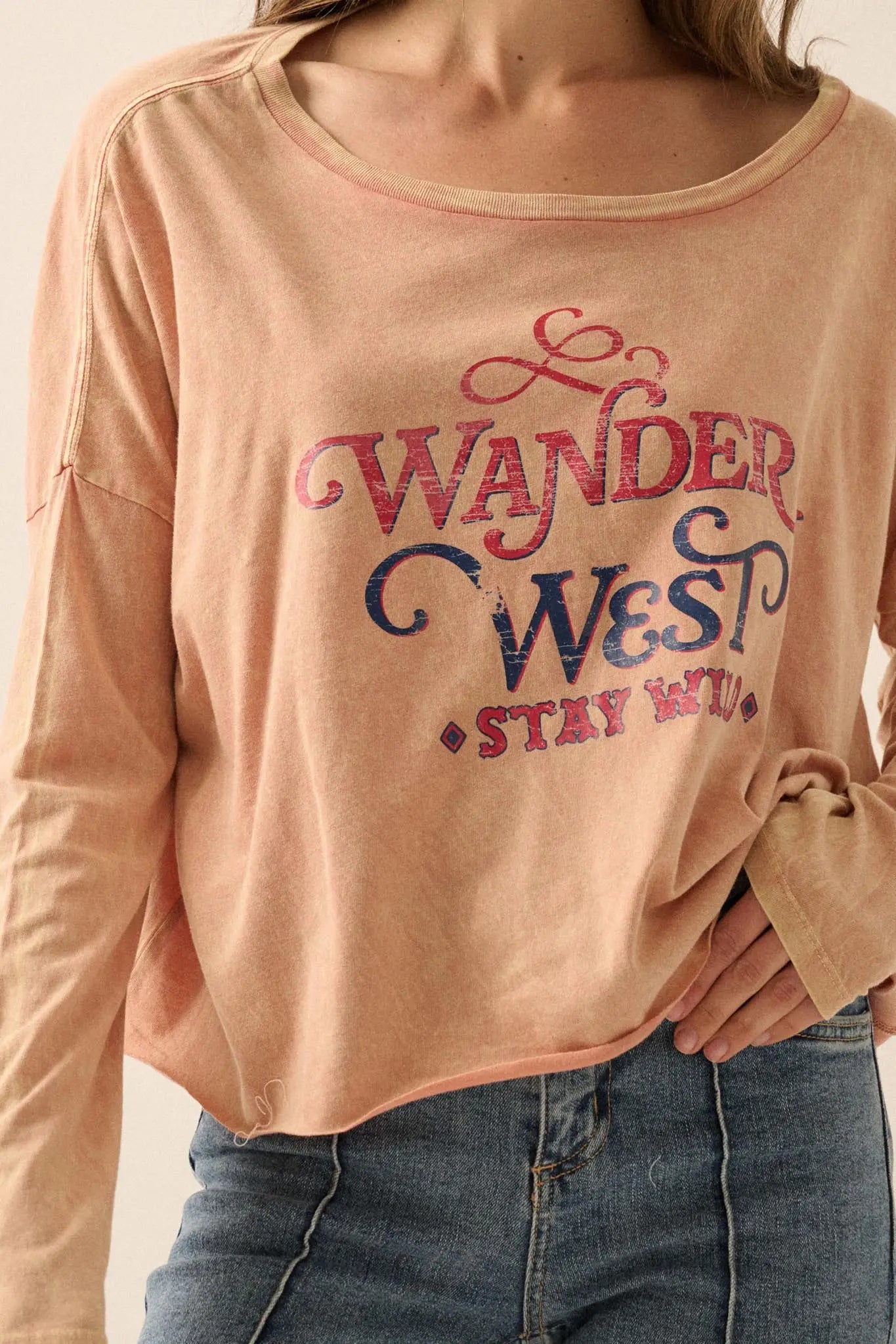 Wander West Cropped Long-Sleeve Graphic Tee