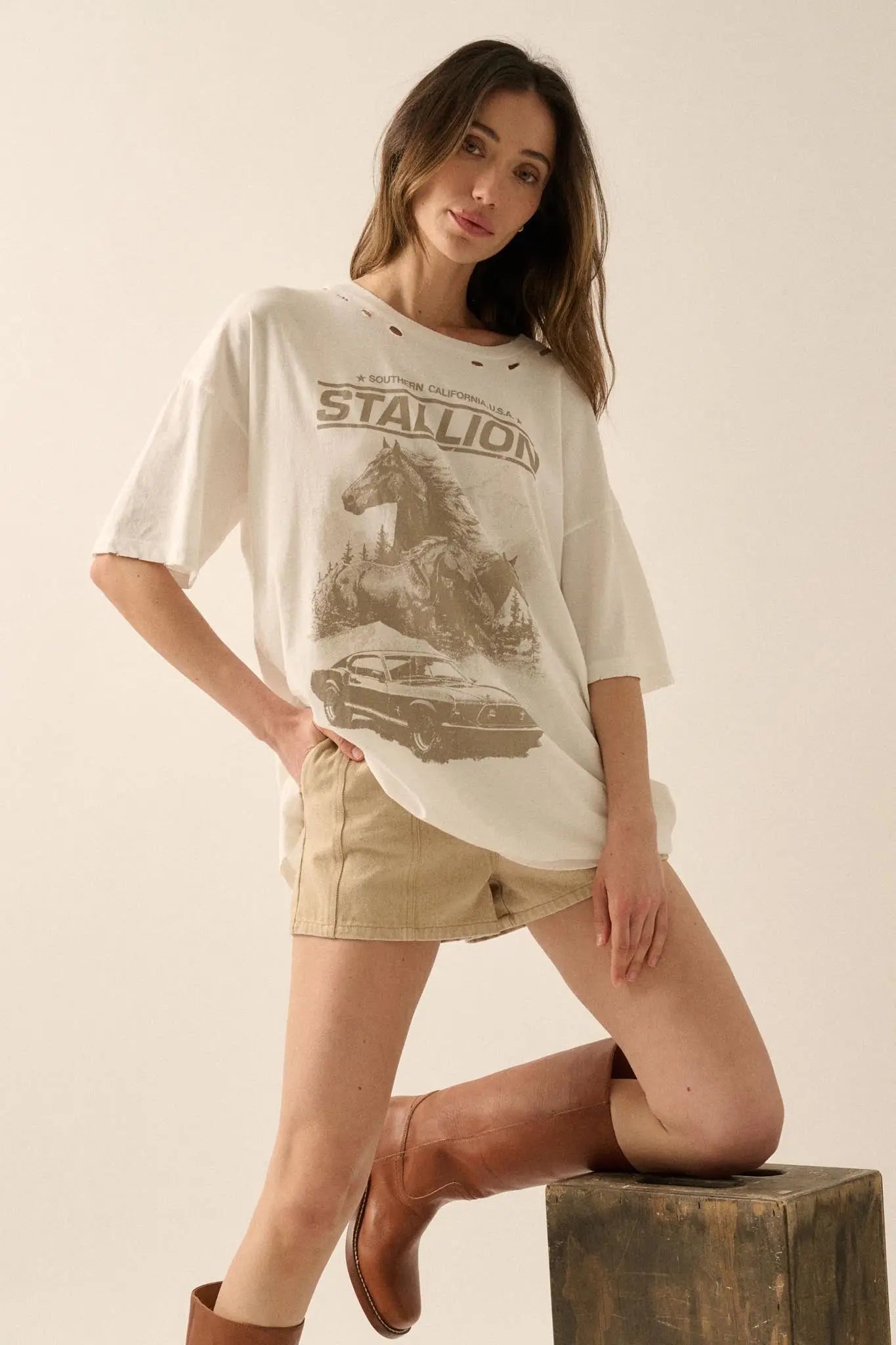Stallion Muscle Car Distressed Oversize Graphic Tee
