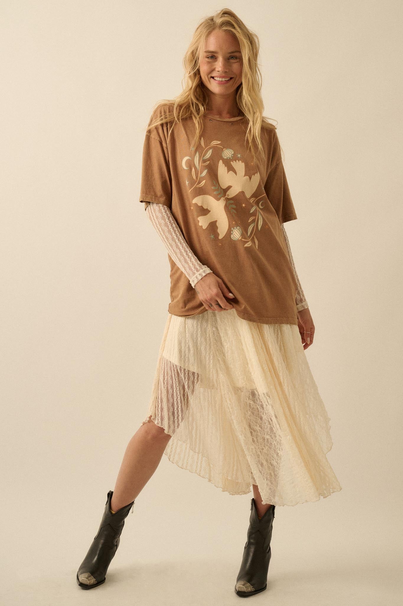 Wings of Peace Distressed Oversize Graphic Tee