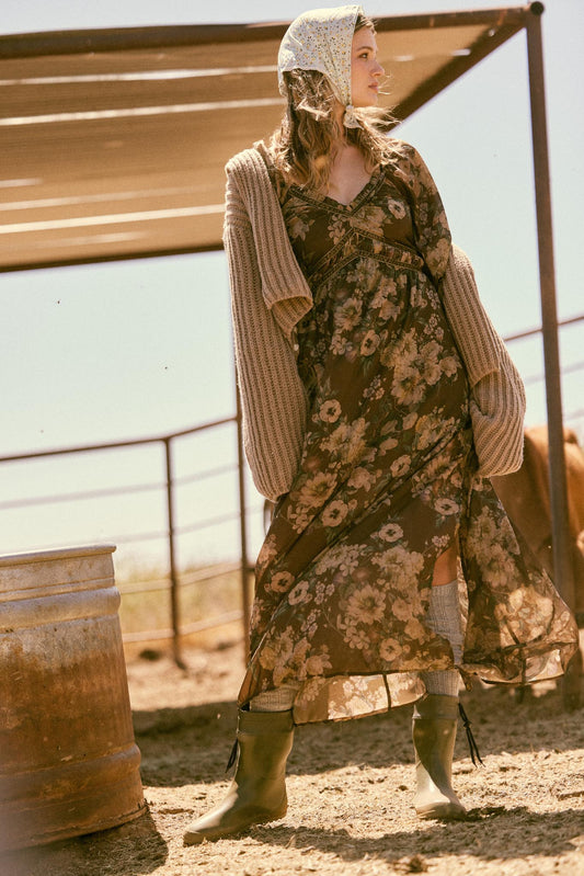 Wildflower Glen Floral Velvet-Trim Maxi Dress