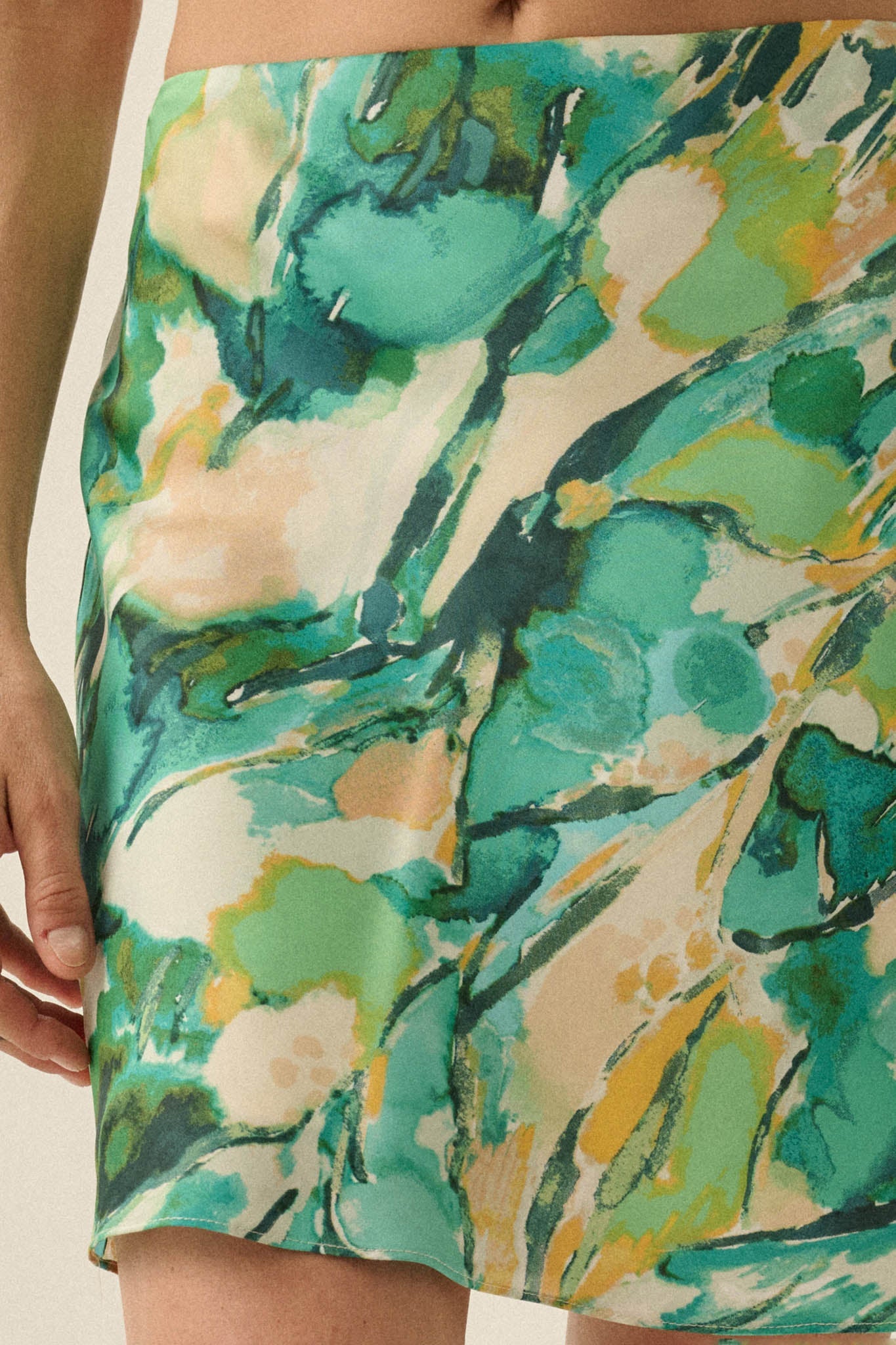Wildest Dreams Abstract-Print Satin Mini Skirt