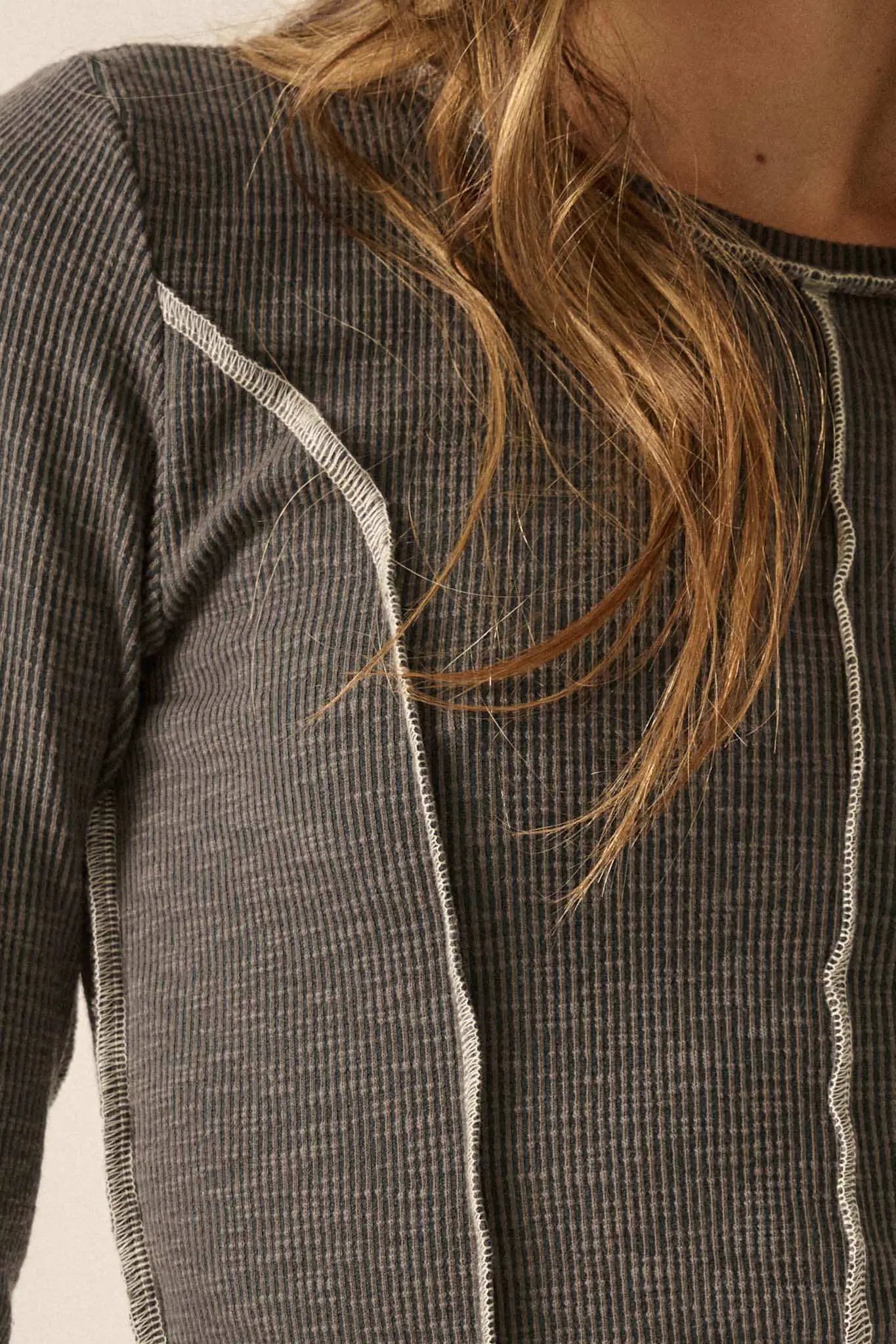 Wind Down Exposed-Seam Cropped Rib-Knit Top