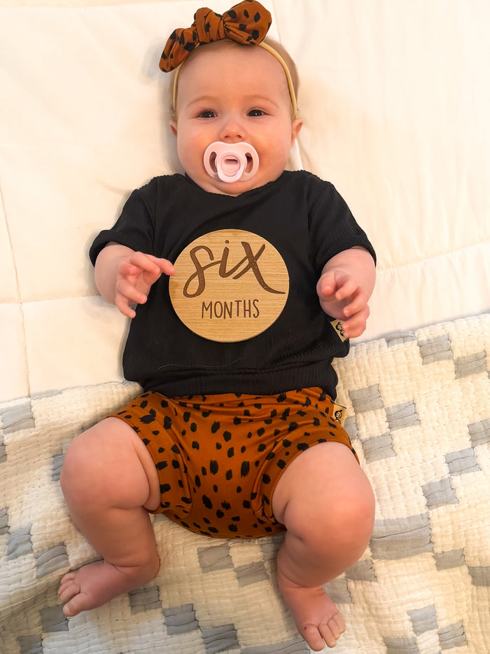 Black Ribbed and Tan Brush Spots Summer Lounge Set | Dudis Design